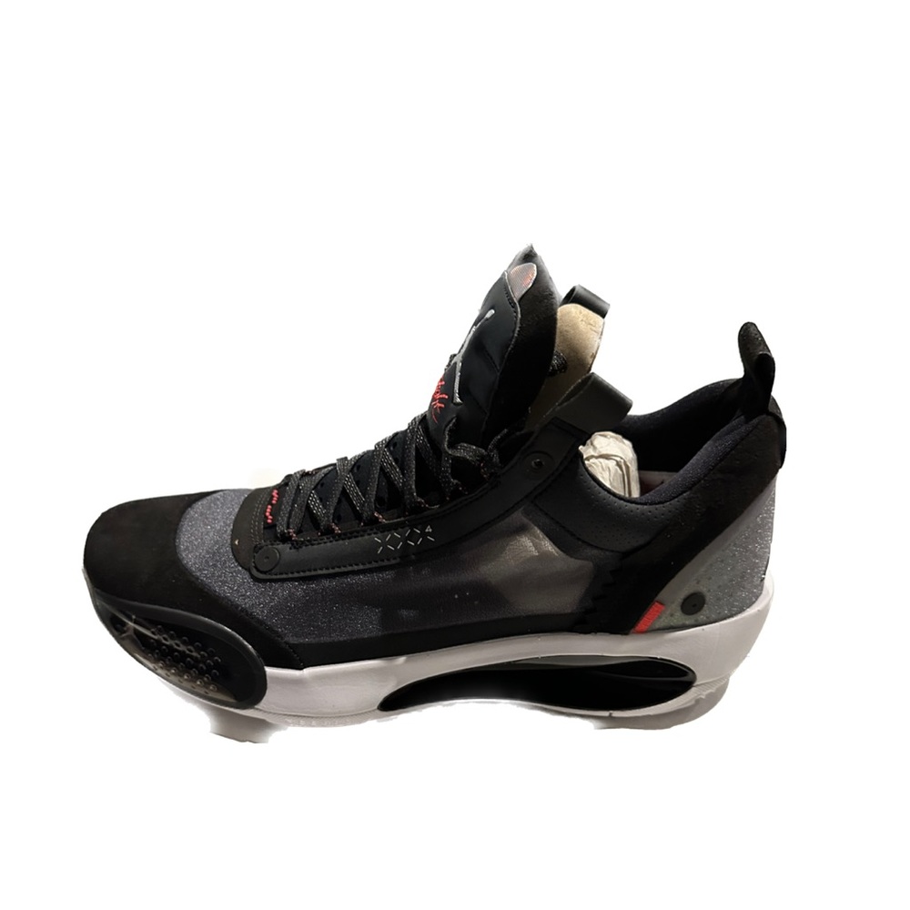 Air Jordan XXXIV low